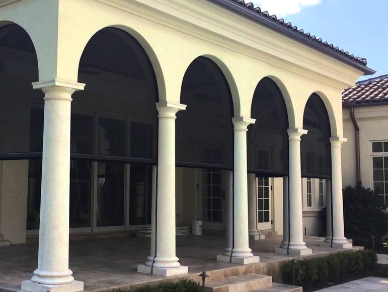 Recessed screens at arched openings